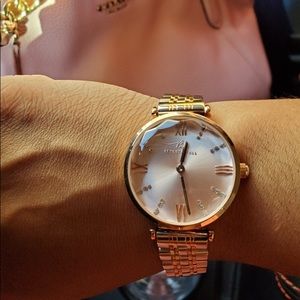 Rose Gold Women’s Watch Great Quality